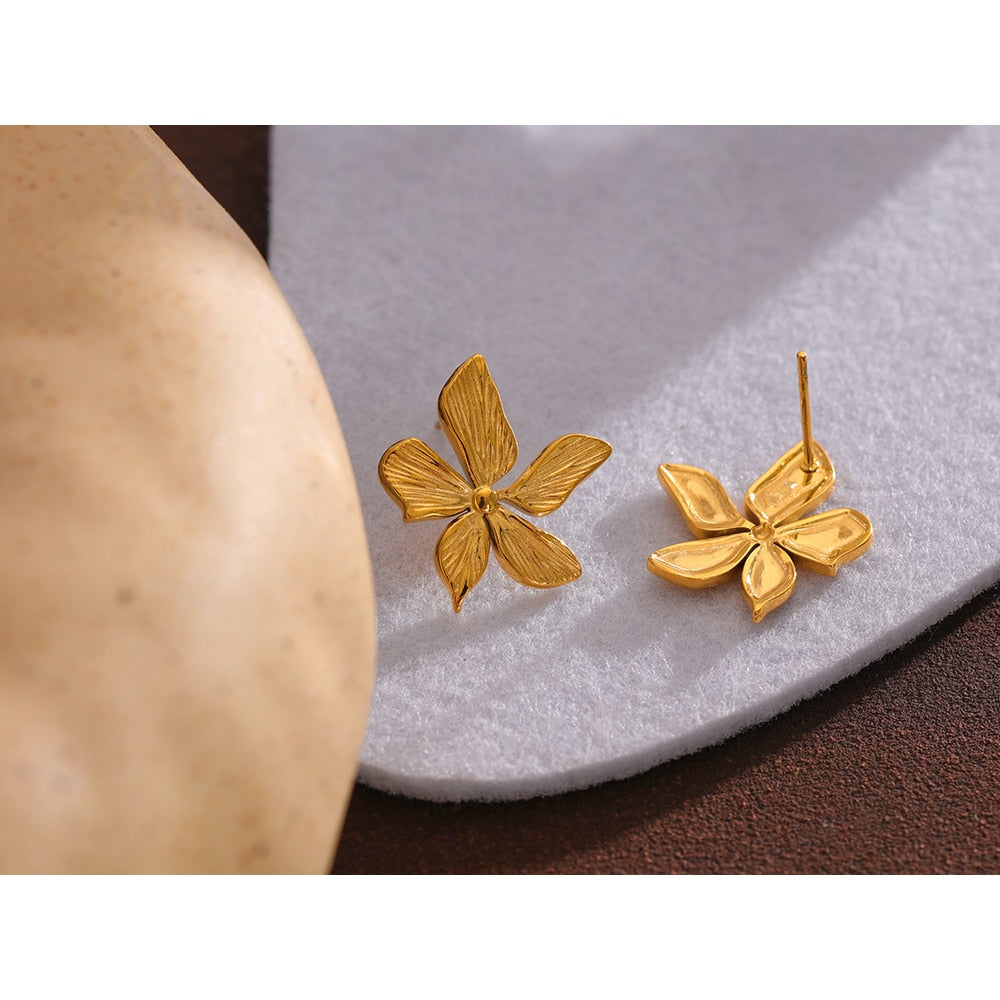 Gold Bloom Stud Earrings - Silk Twigs