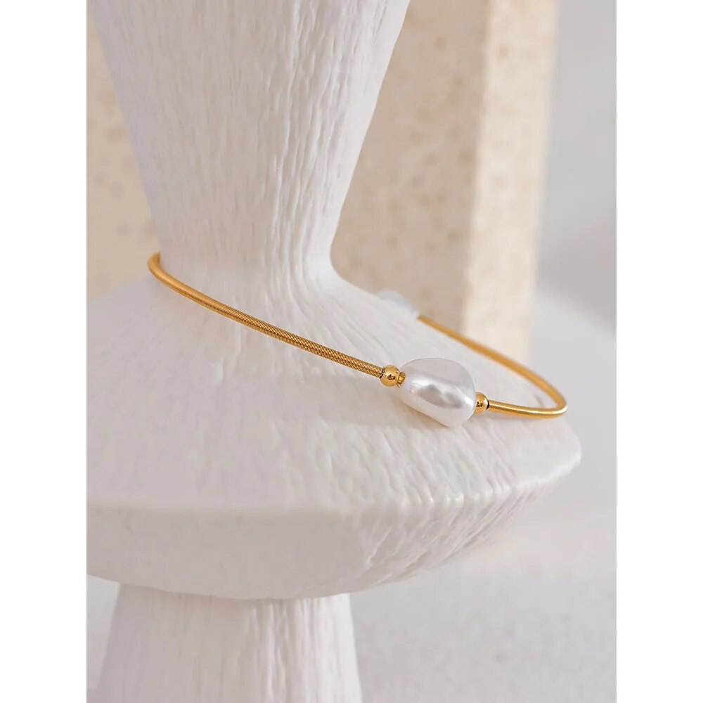 Trendy Chic Open Bangle - Silk Twigs