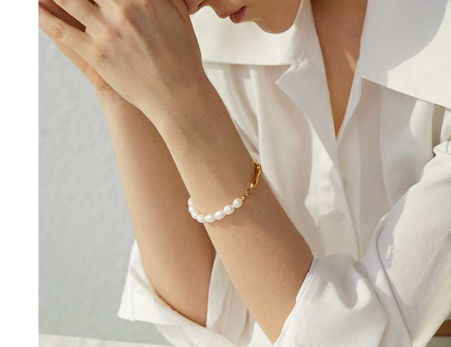 Luxury Freshwater Pearls Bracelet - Silk Twigs