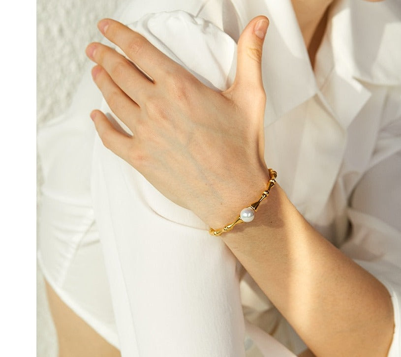 Bamboo Shell Pearl Bangle - Silk Twigs