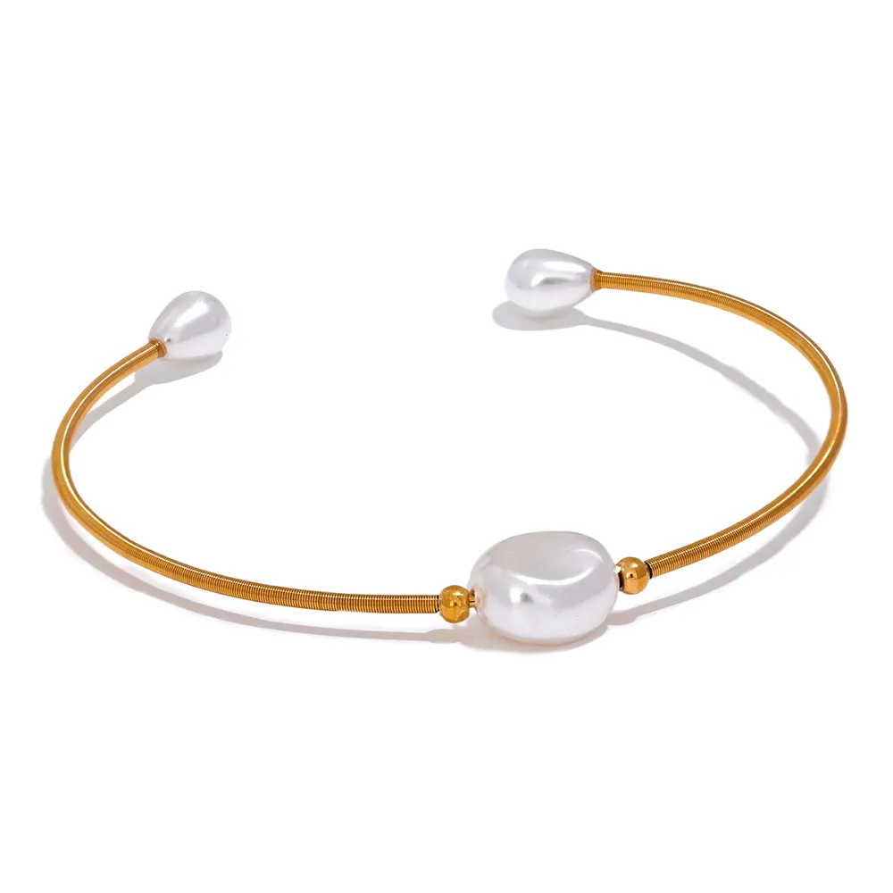 Trendy Chic Open Bangle - Silk Twigs