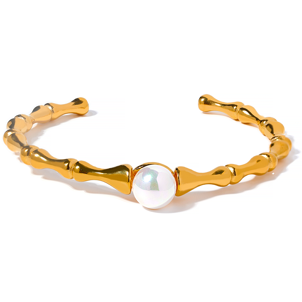 Bamboo Shell Pearl Bangle - Silk Twigs